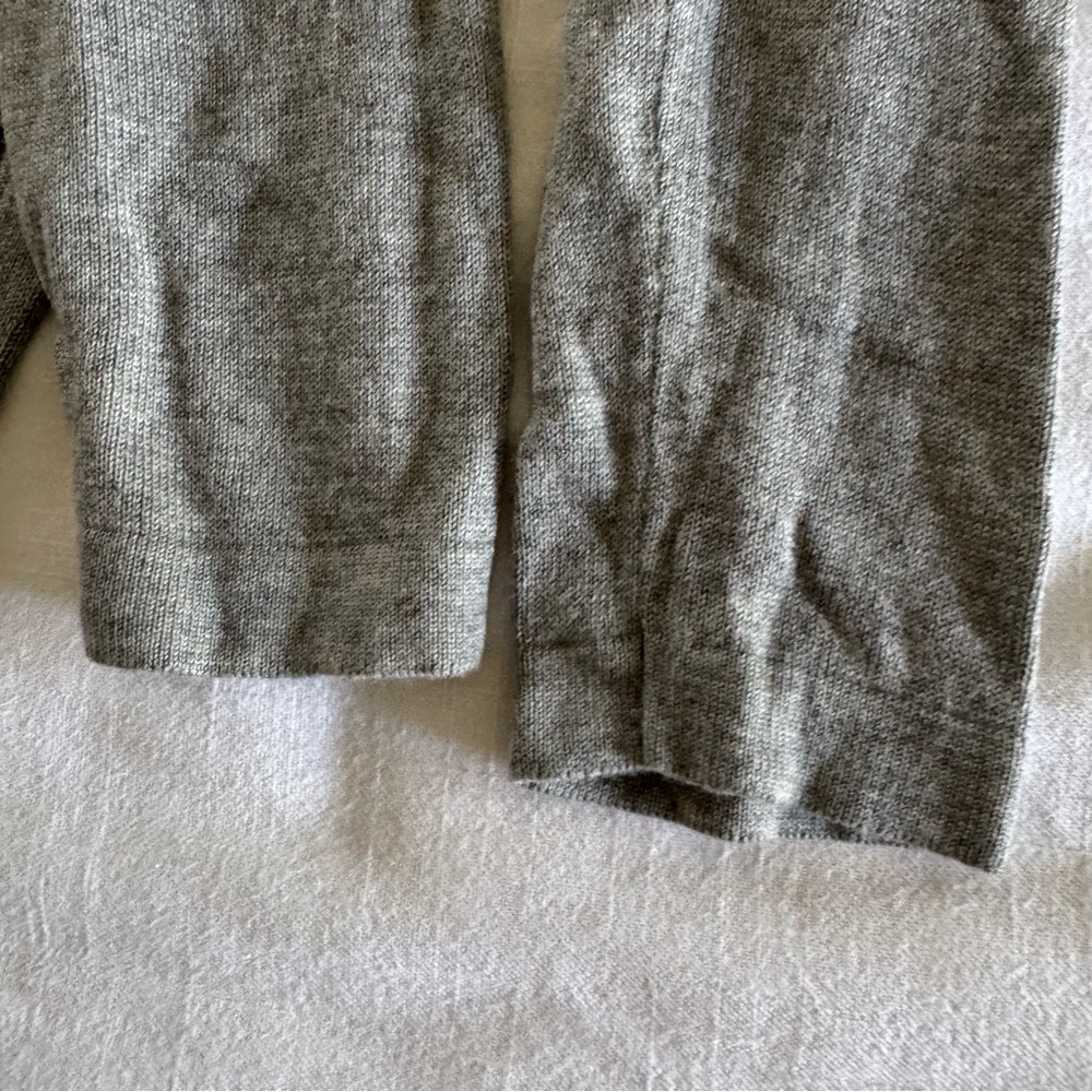 Cece gray and white pearl headed collared sweater - Picture 5 of 6